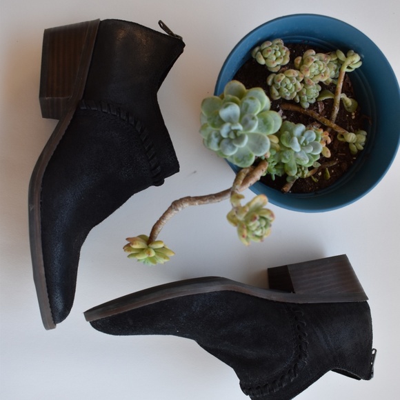 Lucky Brand Shoes - NWOT Lucky Brand Ankle Boots